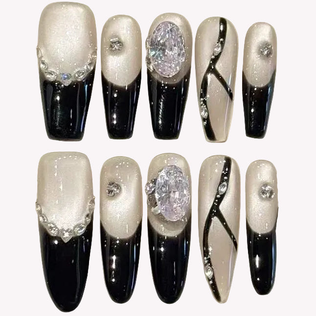 Diamond Black French Minimalist
