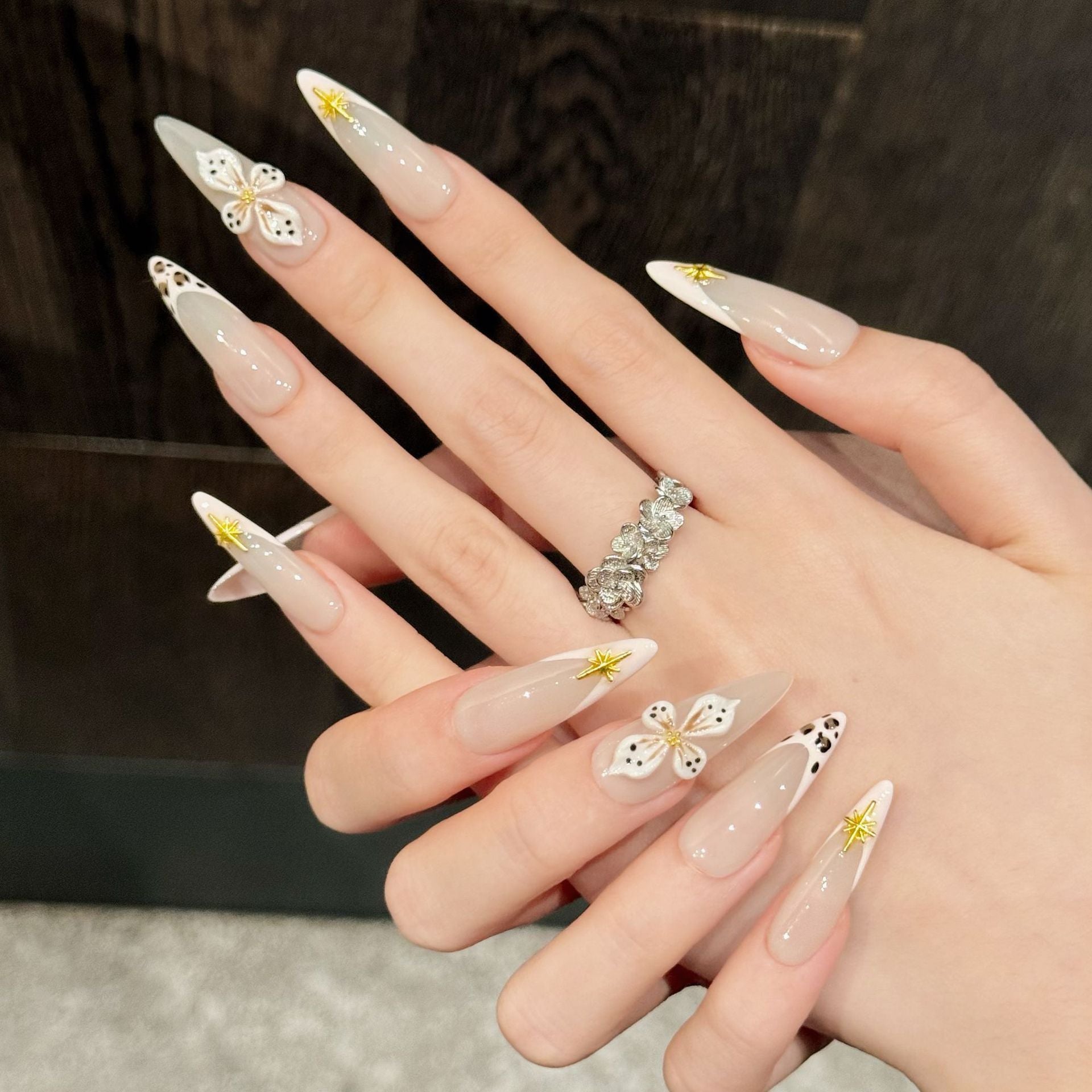 Leopard Bloom