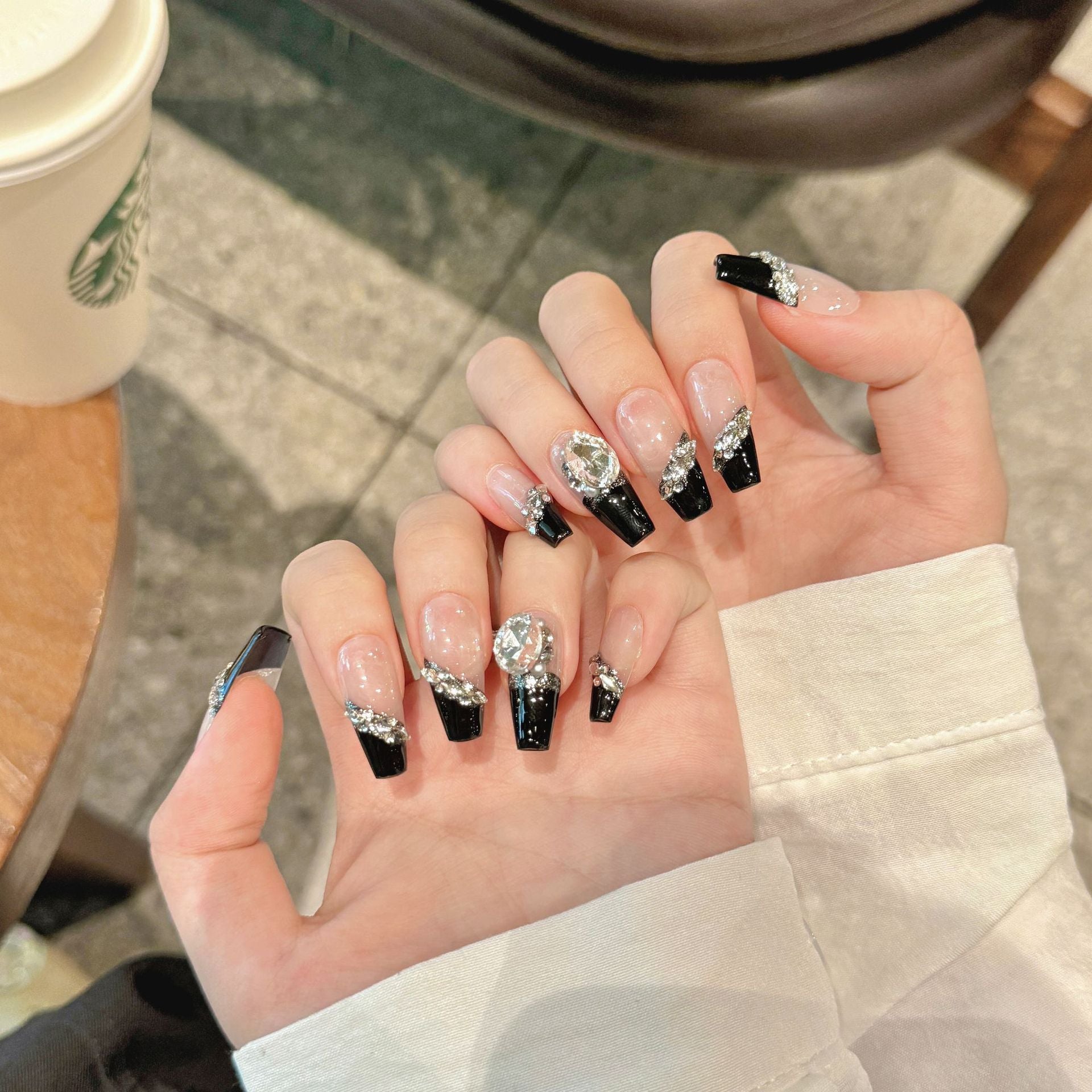 Crystal Noir French