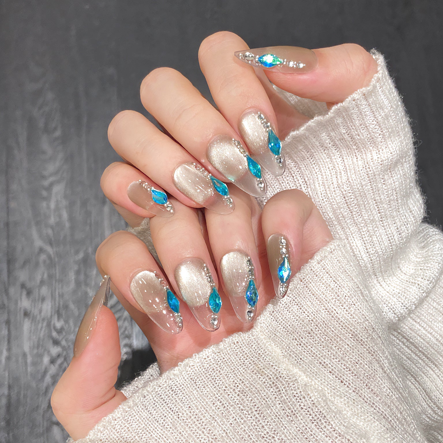 Ocean Teardrop Luster