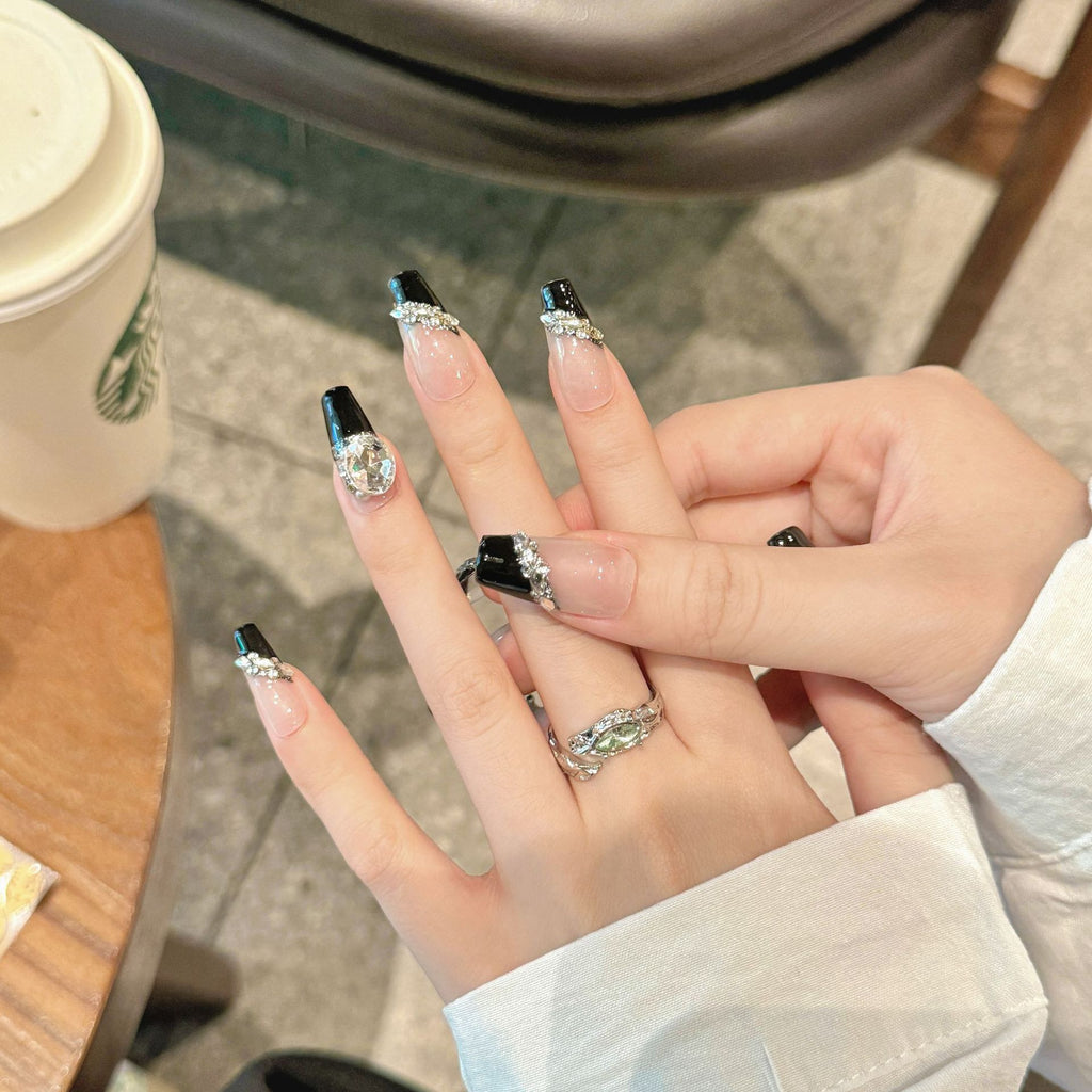 Crystal Noir French