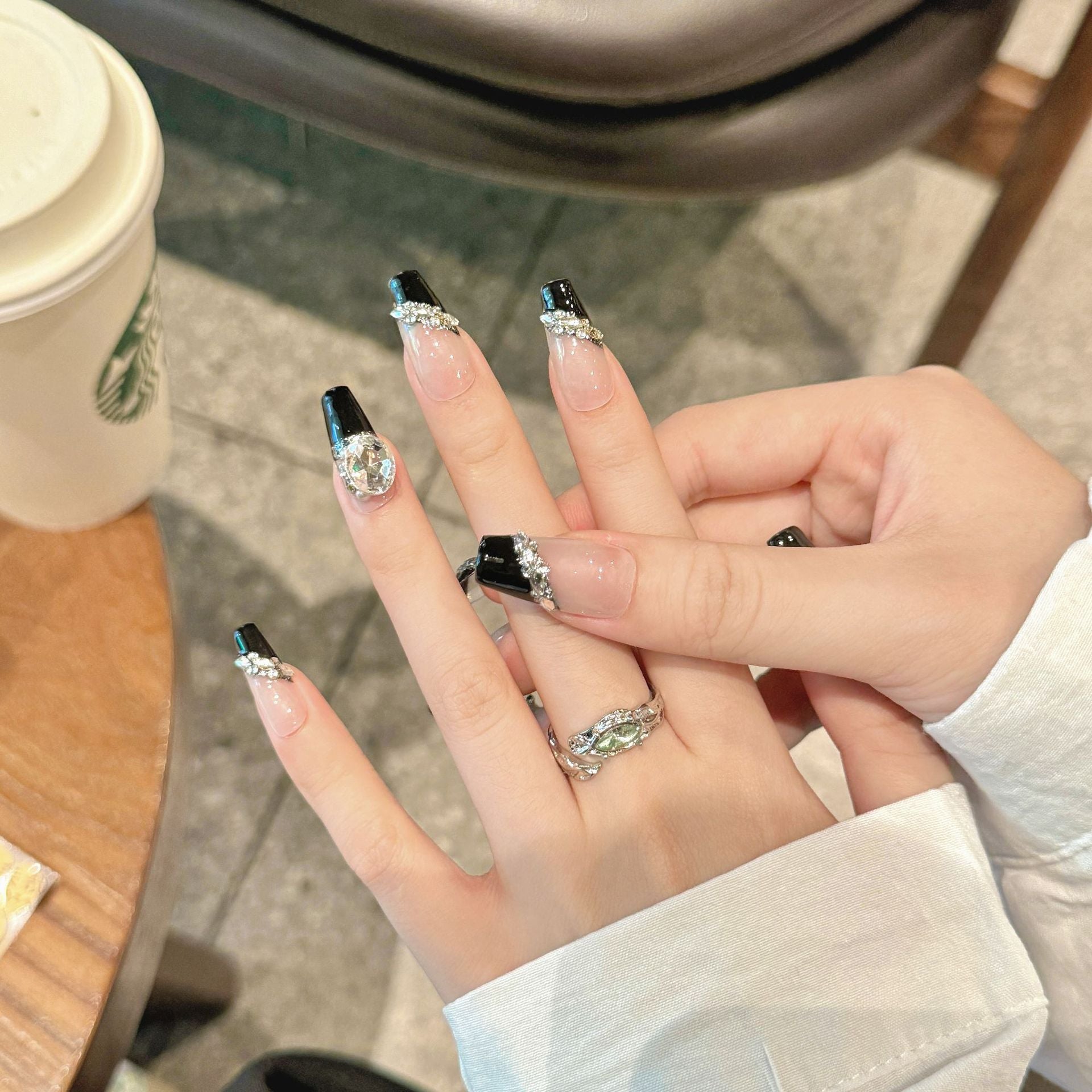 Crystal Noir French