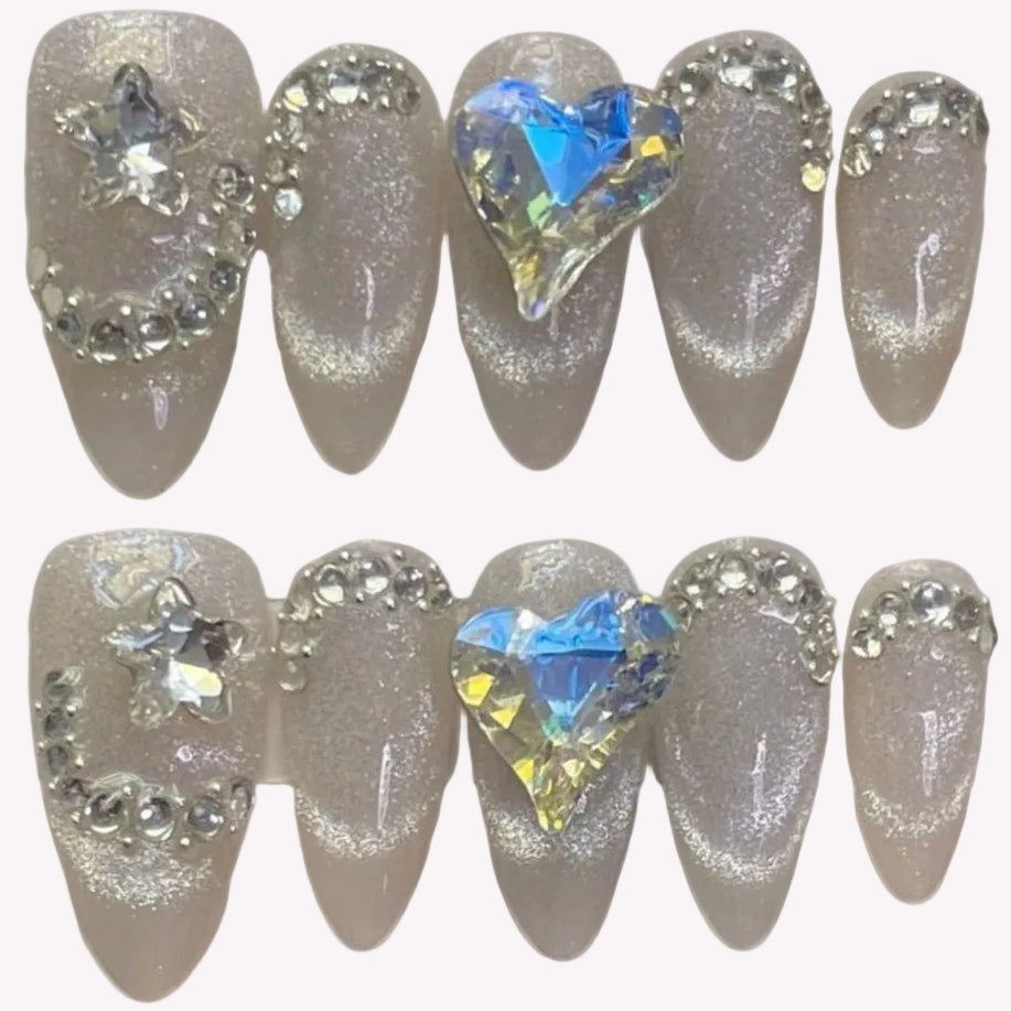 Diamond Heart Glow