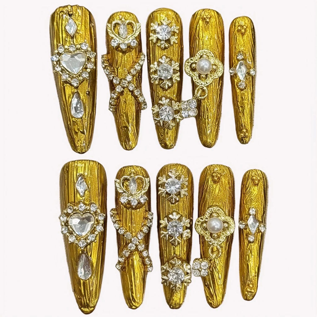 Golden Crown Baroque Luxury